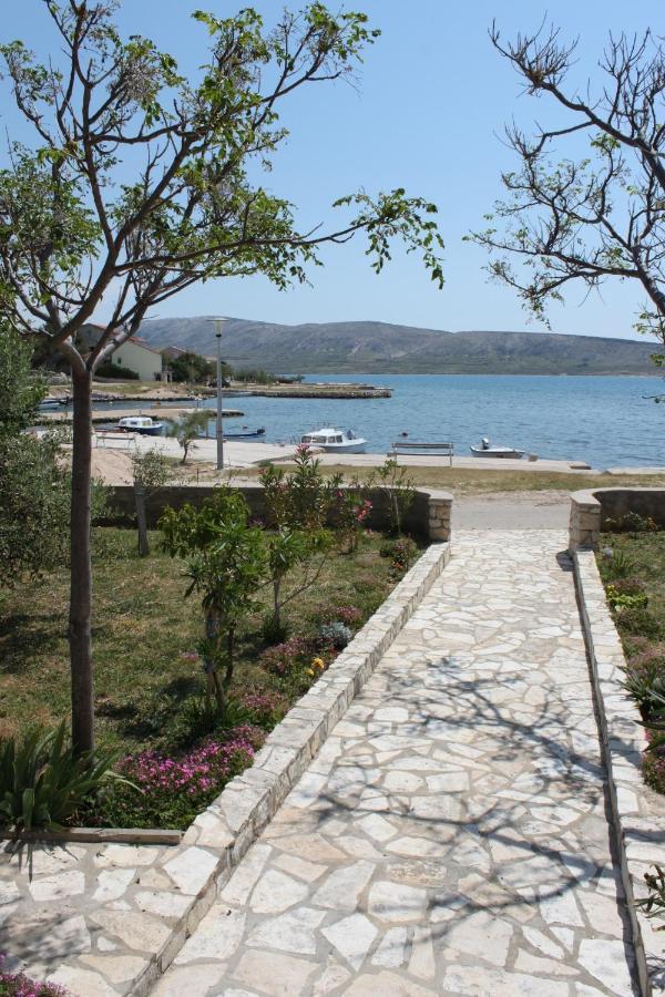 Apartments By The Sea Kustici, Pag - 6355 Kustići Exterior foto