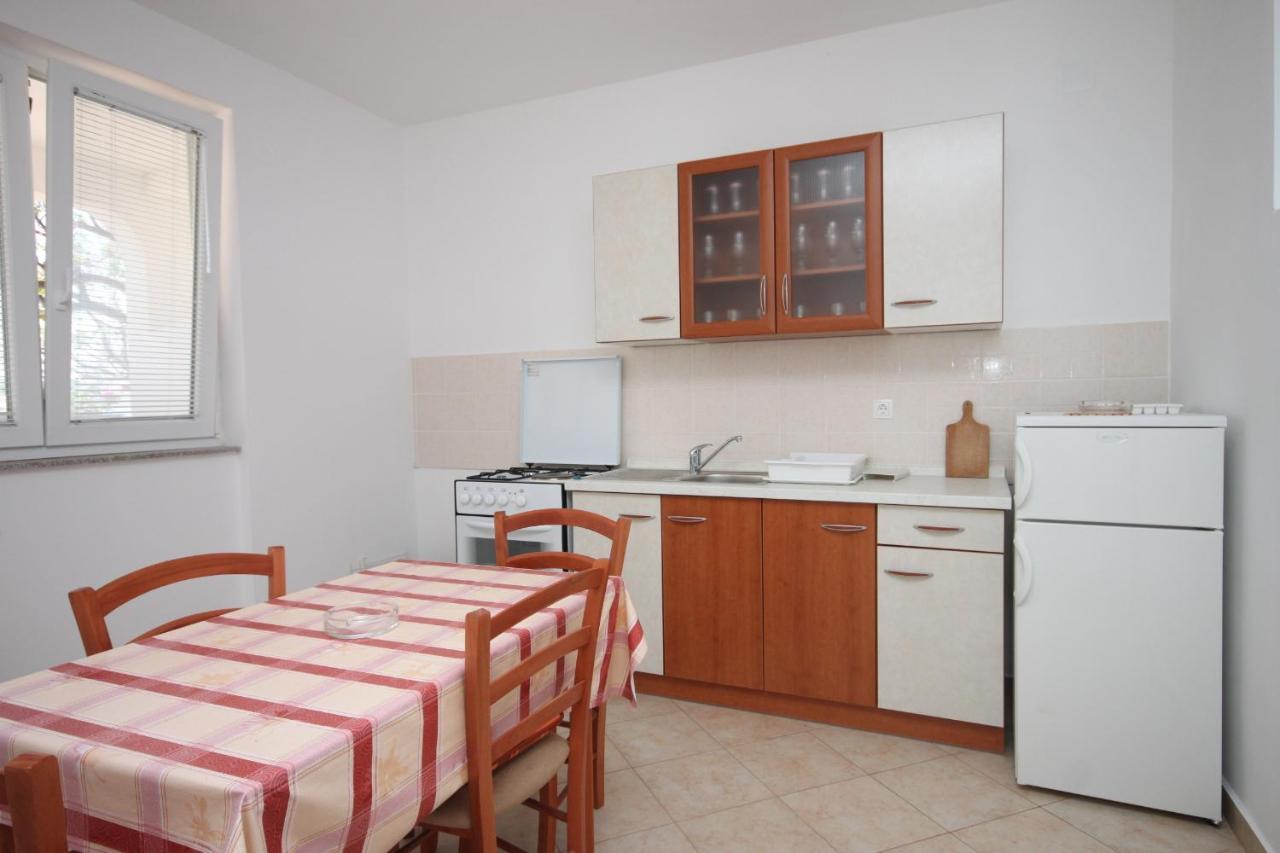 Apartments By The Sea Kustici, Pag - 6355 Kustići Exterior foto